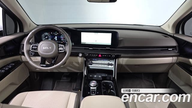 Kia Carnival 2023 — Фото 7/20