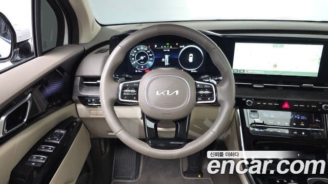 Kia Carnival 2023 — Фото 13/20