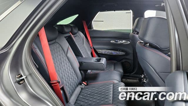 Genesis GV70 2021 — ფოტო 12/20