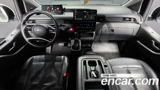 Hyundai Staria 2021 — Фото 7/20