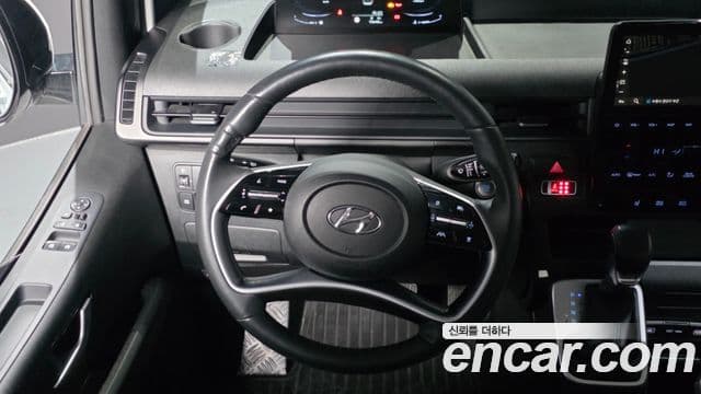 Hyundai Staria 2021 — Фото 13/20