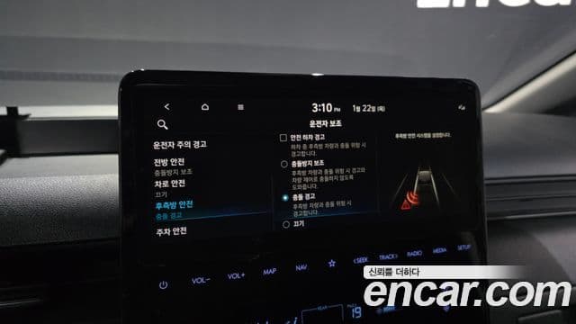 Hyundai Staria 2021 — Фото 16/20