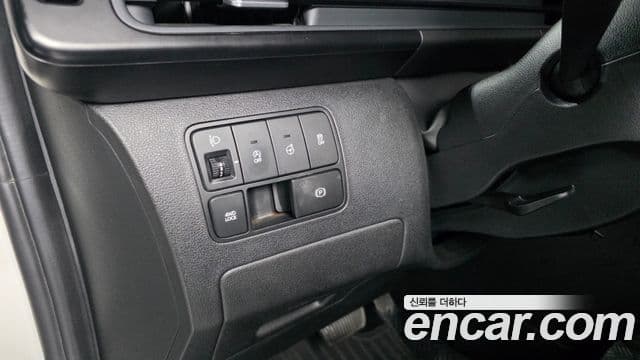 Hyundai Staria 2021 — Фото 17/20