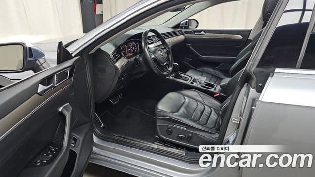 Volkswagen Arteon 2020 — ფოტო 11/20