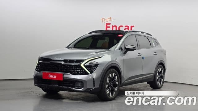 Kia Sportage 2021 — Фото 1/20