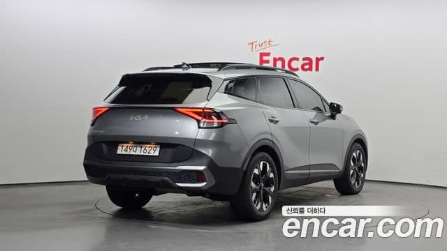 Kia Sportage 2021 — Фото 2/20