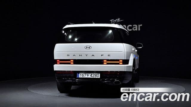 Hyundai Santa Fe 2024 — Photo 14/20