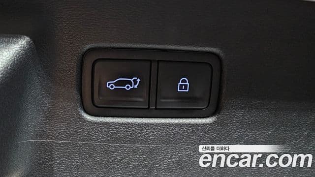 Hyundai Santa Fe 2024 — Photo 9/20