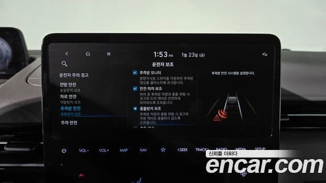 Hyundai Staria 2022 — ფოტო 17/20