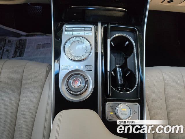 Genesis GV80 2022 — ფოტო 12/20