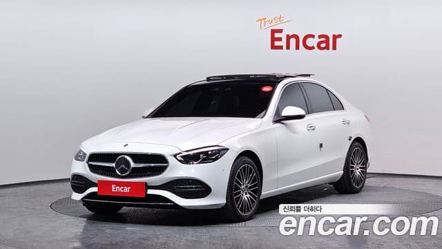 Mercedes-Benz C-Class 2022 — Фото 1/20