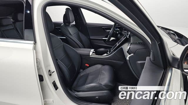 Mercedes-Benz C-Class 2022 — Фото 10/20