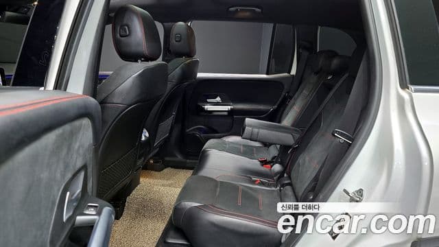 Mercedes-Benz GLB-Class 2020 — ფოტო 12/20