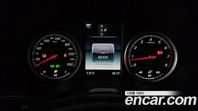 Mercedes-Benz GLC-Class 2019 — ფოტო 8/20