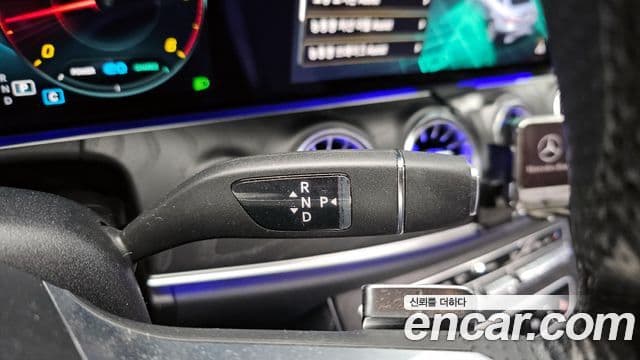 Mercedes-Benz E-Class 2022 — фото 8 из 20