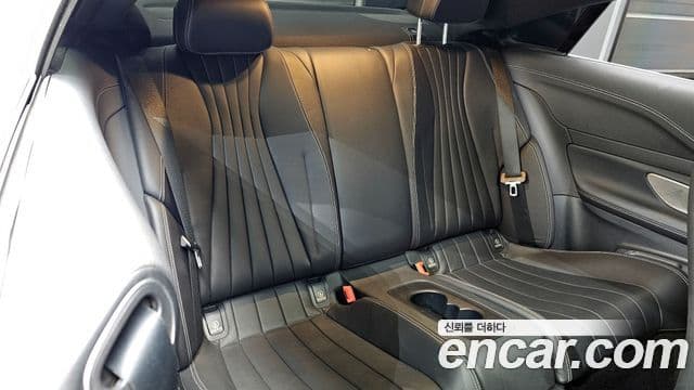 Mercedes-Benz E-Class 2022 — Şəkil 12/20
