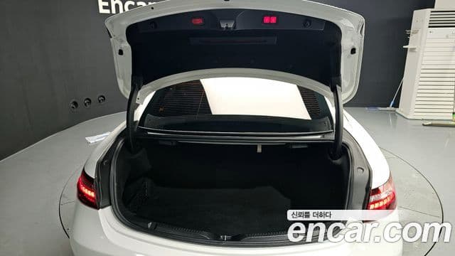 Mercedes-Benz E-Class 2022 — Şəkil 20/20