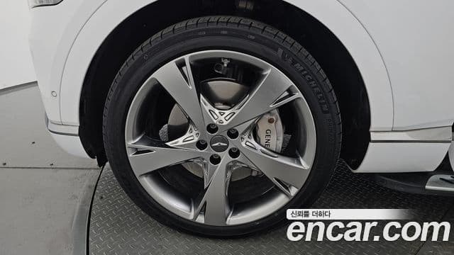 Genesis GV80 2022 — ფოტო 4/20