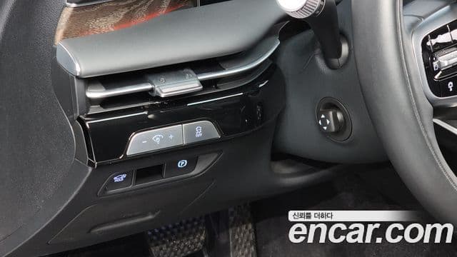 Genesis Electrified G80 2025 — ფოტო 13/20