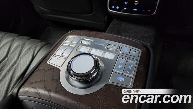 Genesis Electrified G80 2025 — ფოტო 19/20