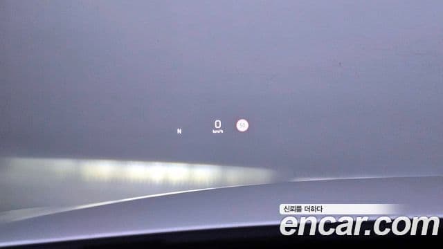 Mercedes-Benz E-Class 2018 — ფოტო 17/20