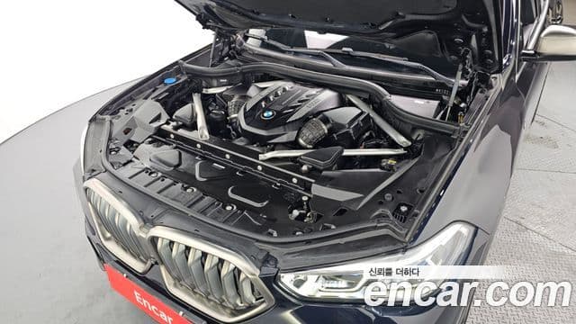 BMW X6 2021 — Photo 11/20