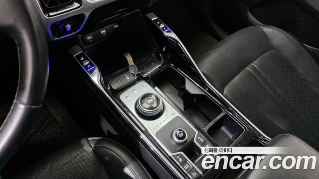 Kia Sorento 2020 — ფოტო 9/20