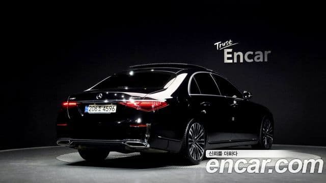 Mercedes-Benz S-Class 2022 — ფოტო 2/20
