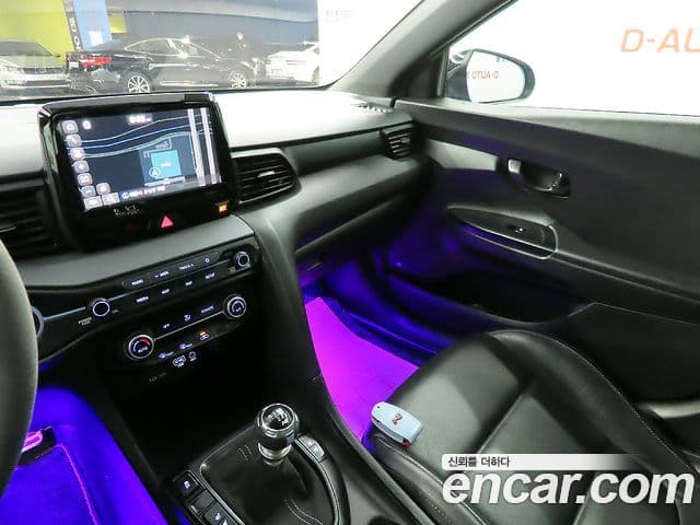Hyundai Veloster 2020 — Photo 20/20