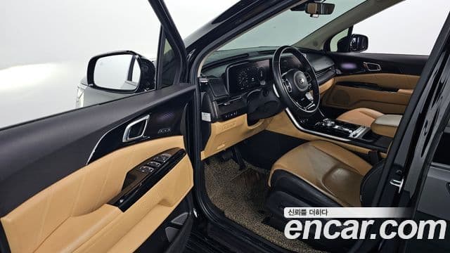 Kia Carnival 2020 — Фото 11/20