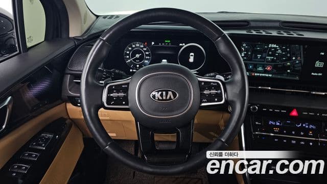 Kia Carnival 2020 — Фото 13/20