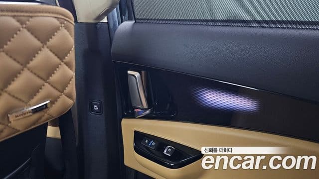 Kia Carnival 2020 — Фото 19/20