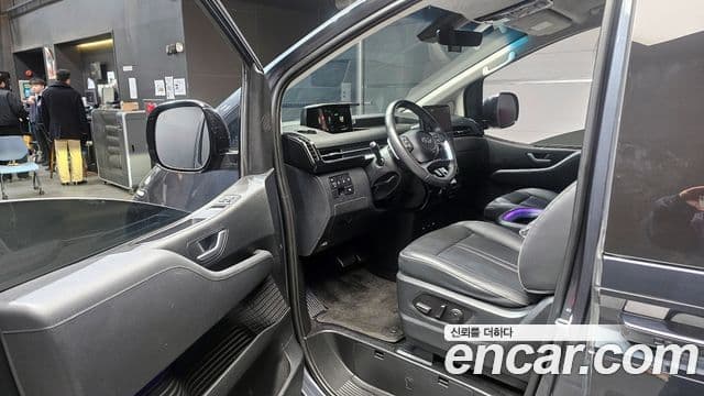 Hyundai Staria 2022 — Şəkil 10/20