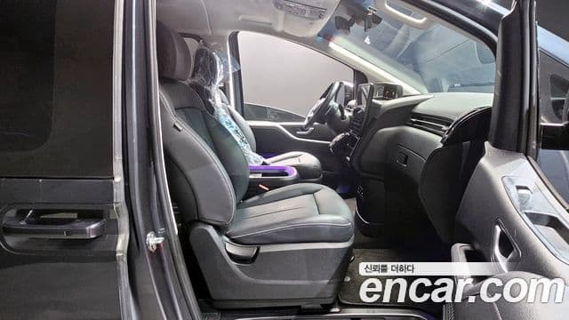 Hyundai Staria 2022 — Şəkil 11/20