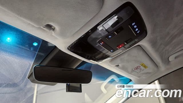 Hyundai Staria 2022 — Şəkil 17/20