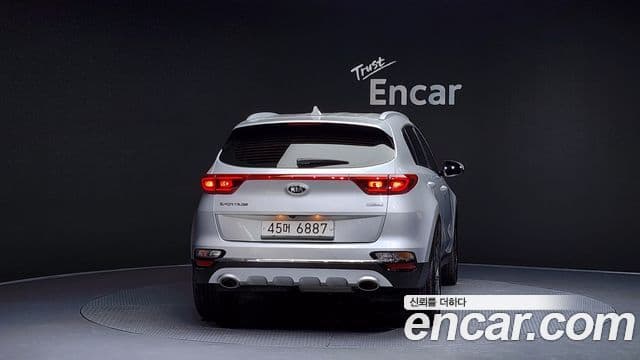 Kia Sportage The Bold 2019 — ფოტო 18/20