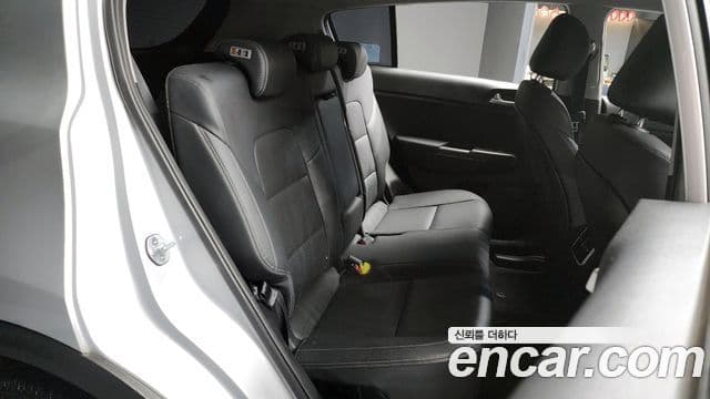 Kia Sportage The Bold 2019 — ფოტო 6/20