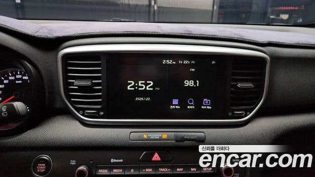 Kia Sportage The Bold 2019 — ფოტო 16/20