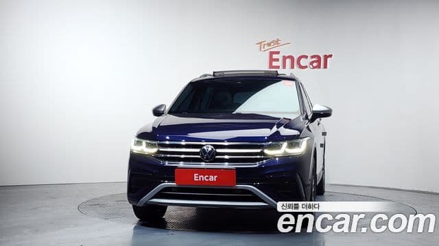 Volkswagen Tiguan Allspace 2023 — Photo 16/20