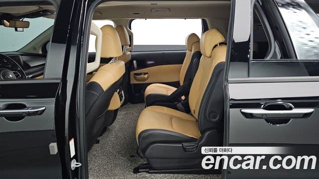 Kia Carnival 2021 — Şəkil 12/20