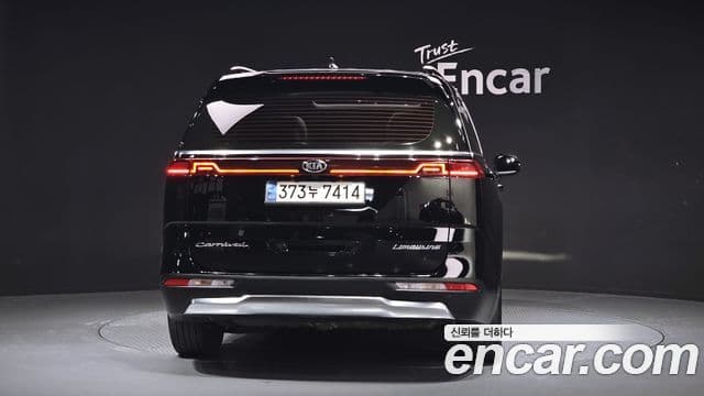 Kia Carnival 2020 — Фото 4/20