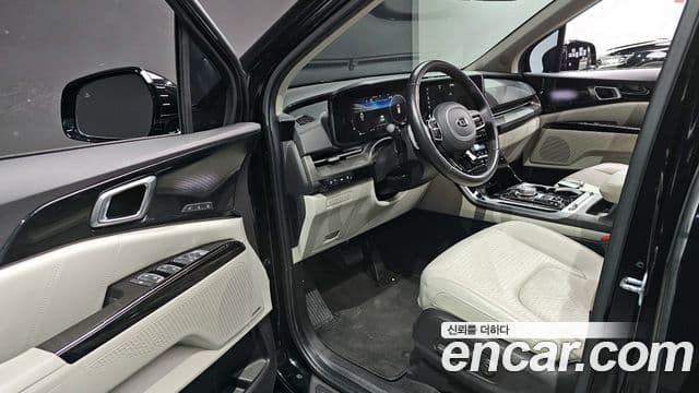 Kia Carnival 2020 — Фото 11/20