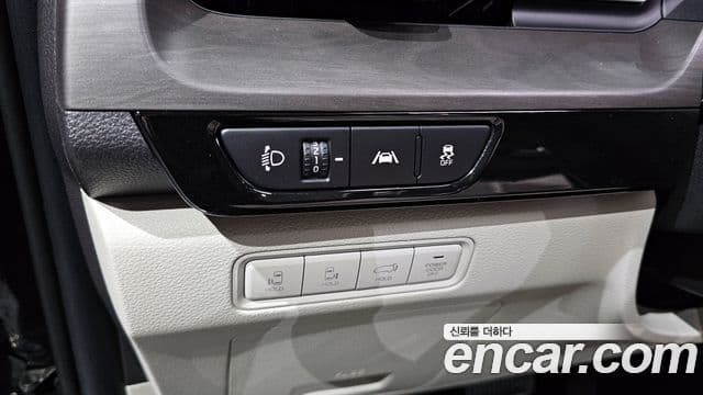 Kia Carnival 2020 — Фото 14/20