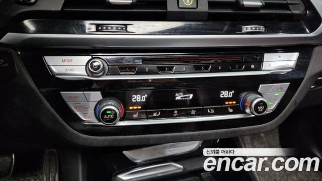 BMW X3 2019 — ფოტო 16/20