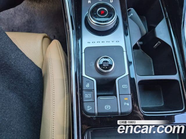 Kia Sorento 2022 — Şəkil 17/20
