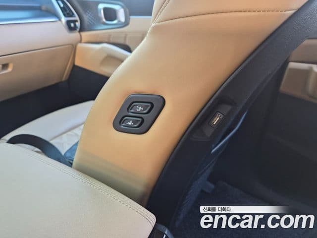 Kia Sorento 2022 — Şəkil 18/20