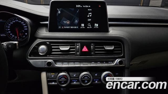 Genesis G70 2020 — Şəkil 14/20