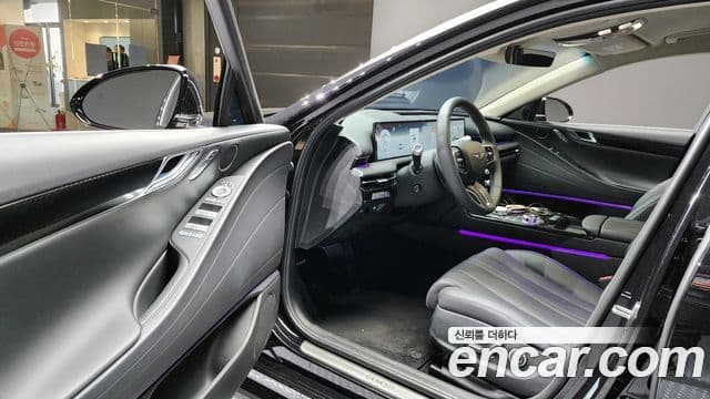 Genesis Electrified G80 2025 — Şəkil 11/20