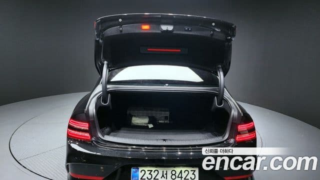 Genesis Electrified G80 2025 — Şəkil 20/20