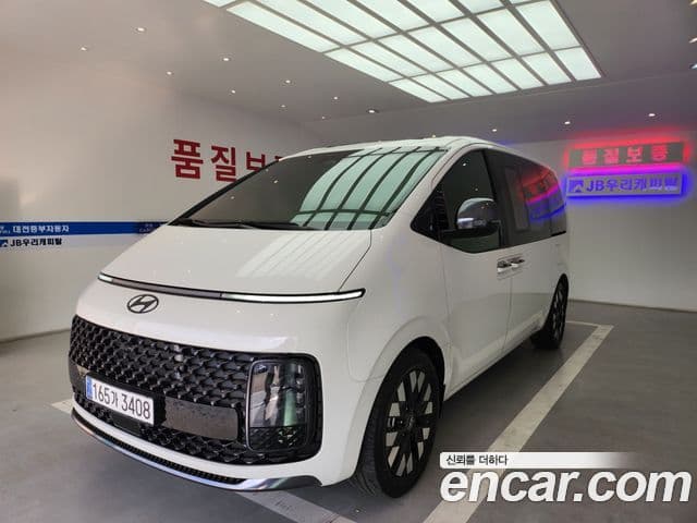 Hyundai Staria 2025 — Şəkil 1/20
